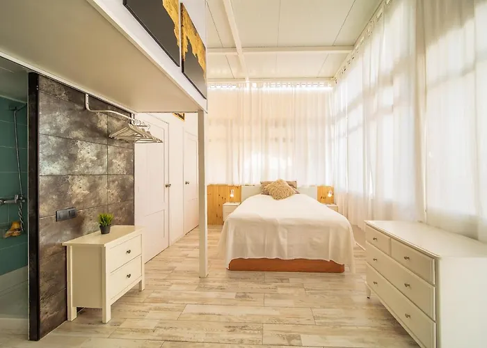 Дом отдыха Alba Regia Catarthome - Private Pool *