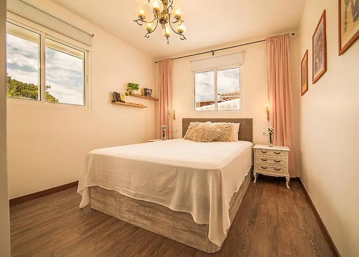 Alba Regia Catarthome - Private Pool Дом отдыха Адехе