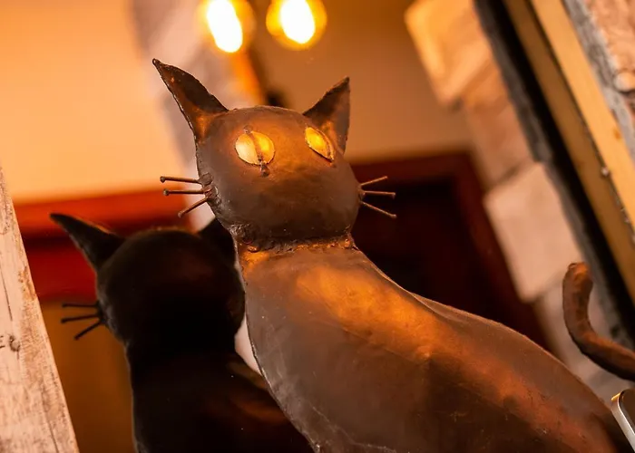 Дом отдыха Alba Regia Catarthome - Private Pool *