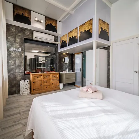 Dom wakacyjny Cat Art - Near Siam Park - Private Heated Pool *